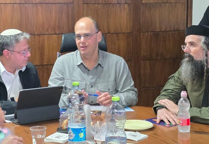 השר איתמר בן גביר בבת ים