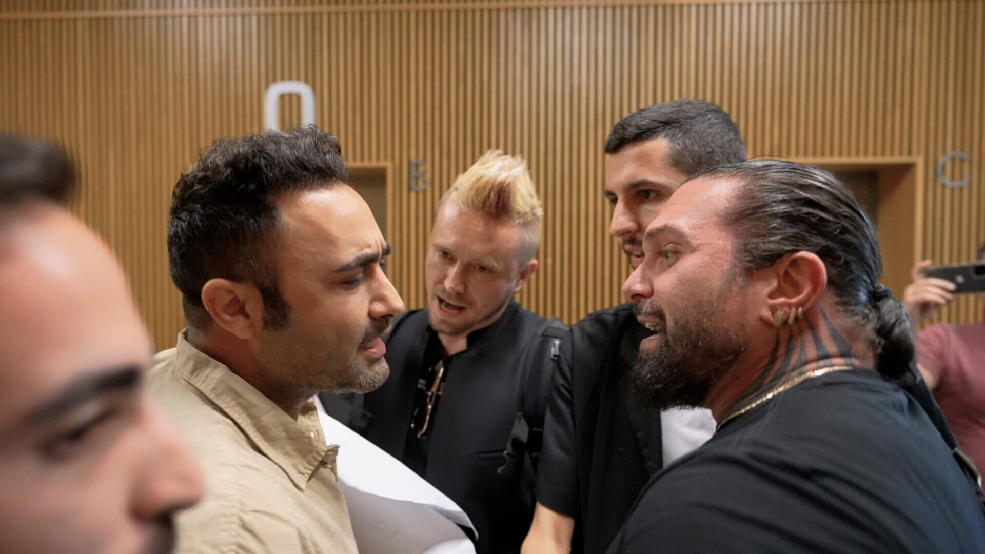 דניס צ'רקוב מישל טרוני ודניאל אלעזר בבית המשפט