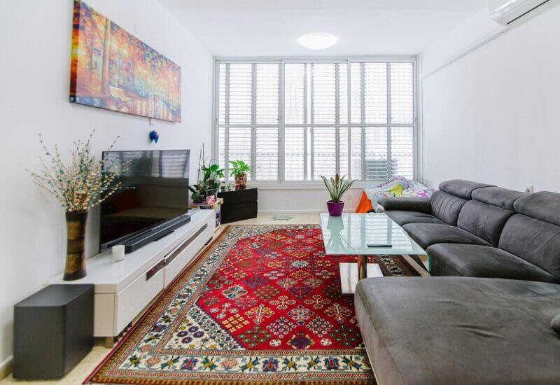 המחירים מטפסים. דירת 2 חדרים בבת ים (צילום פרטי)